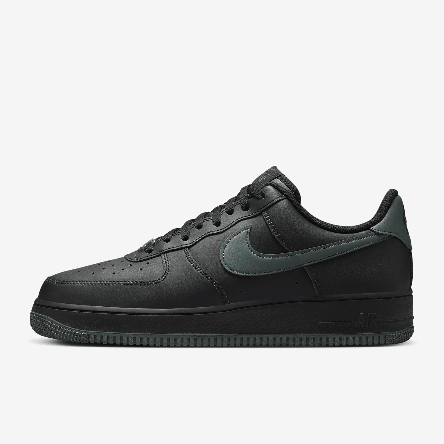 Nike Genuine Air Force 1 07 Me - Men Shoes On Sale Nike avis et prix