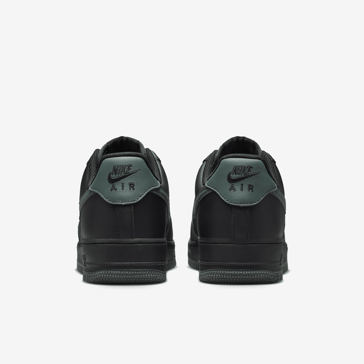 Nike Genuine Air Force 1 07 Me - Men Shoes On Sale Nike avis et prix
